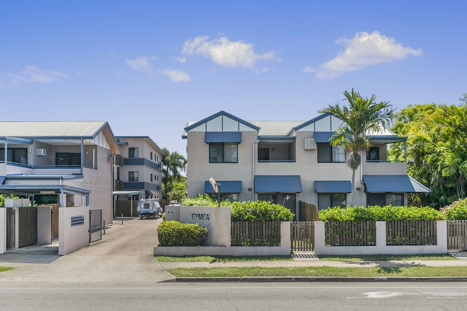 13/53-55 Kings Road, Pimlico QLD 4812