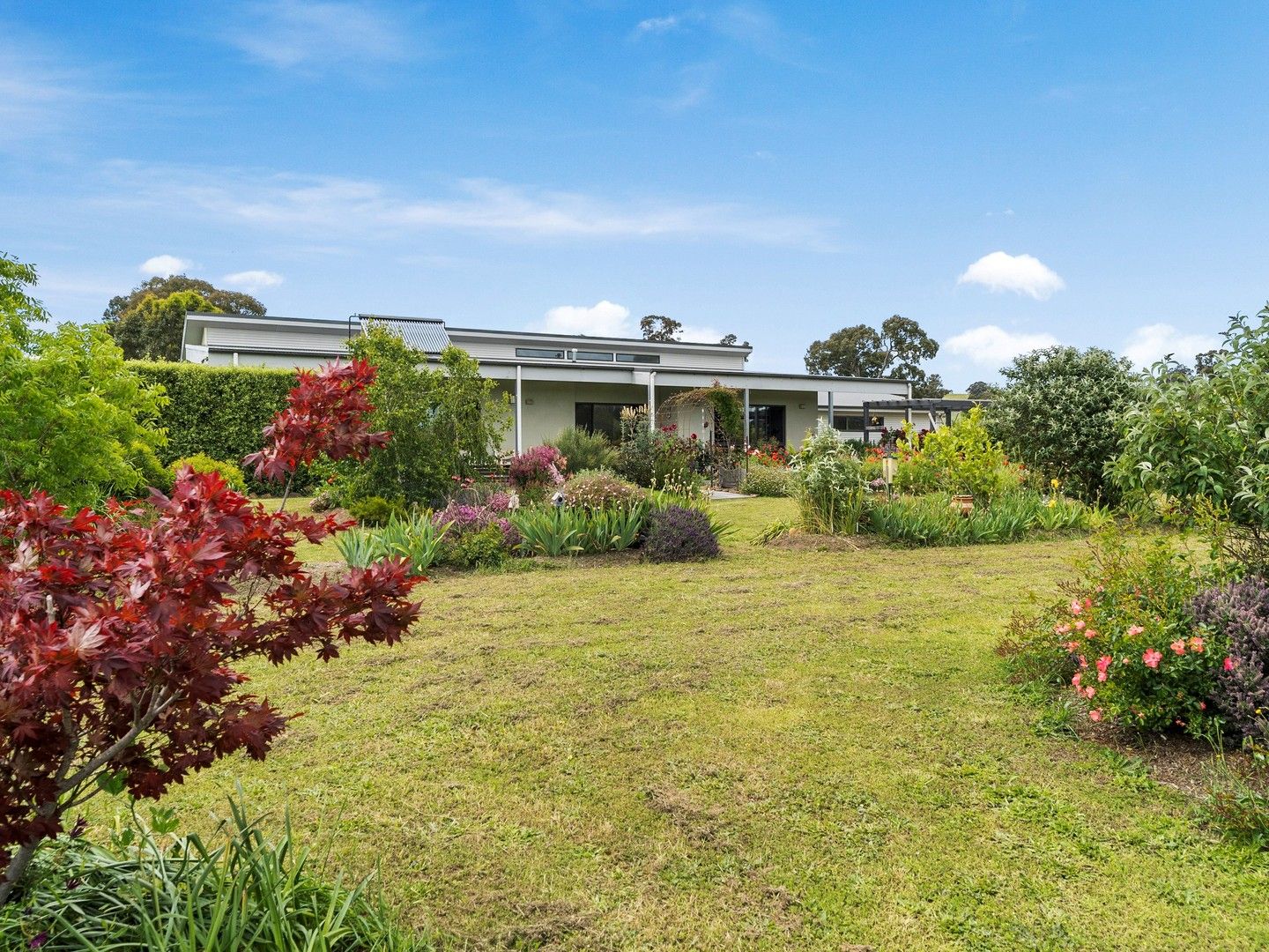 3 bedrooms Acreage / Semi-Rural in 945 Howes Creek Road MANSFIELD VIC, 3722