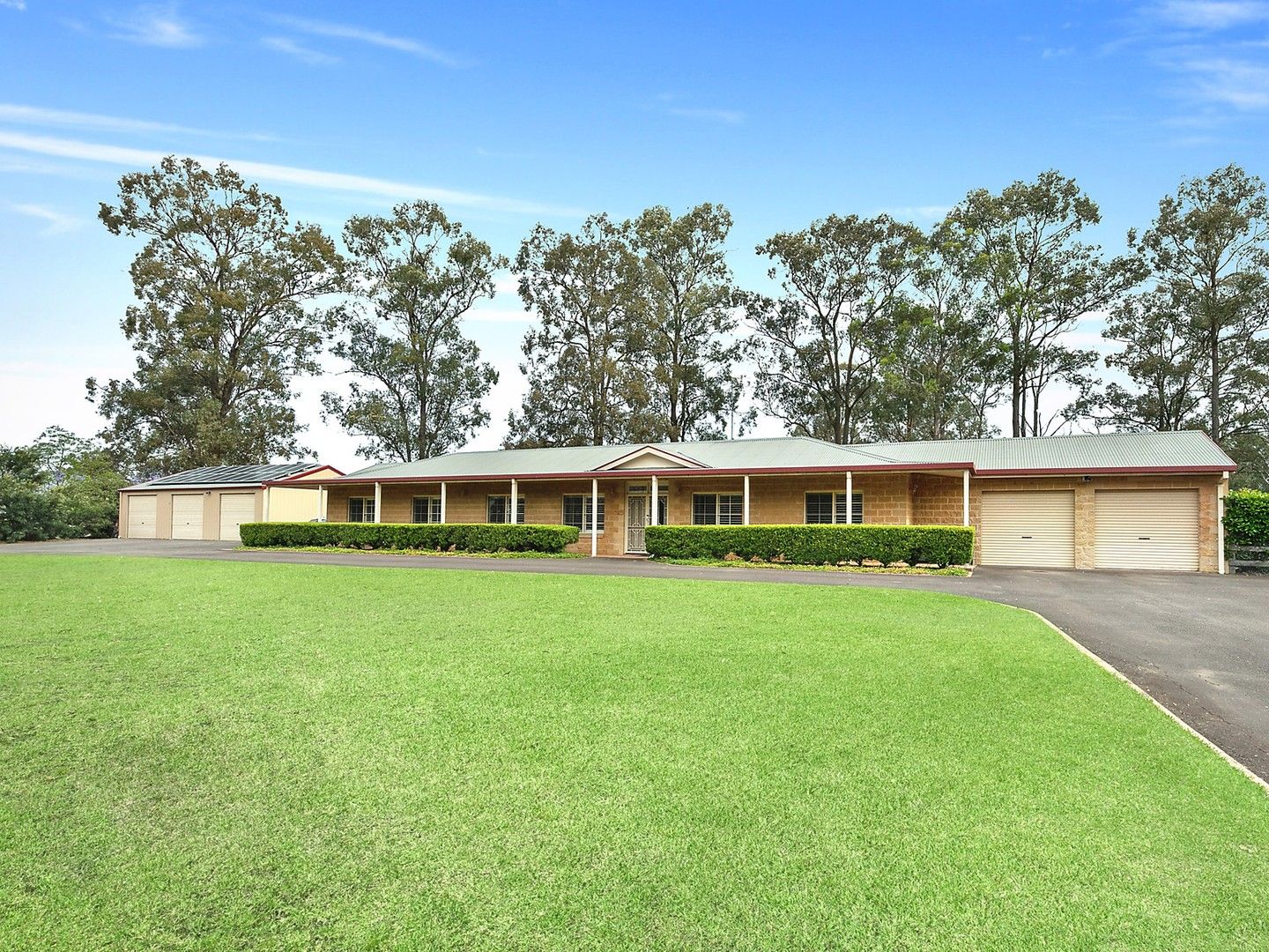 2 Avon Place, Windsor Downs NSW 2756, Image 0