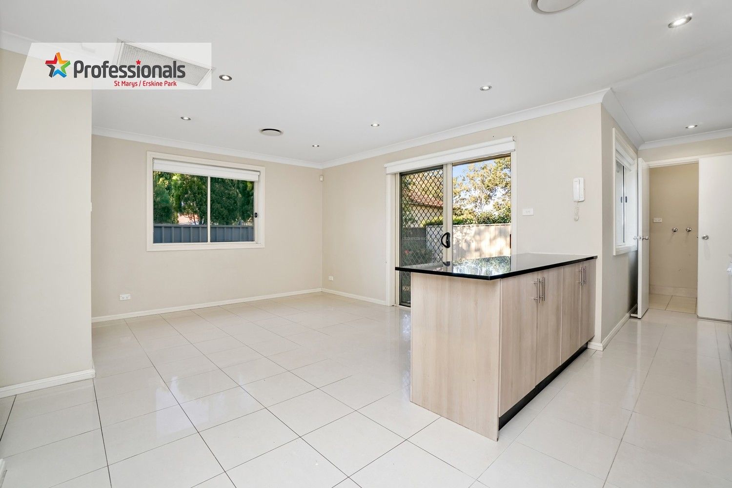 9/530-532 Carlisle Avenue, Mount Druitt NSW 2770, Image 2