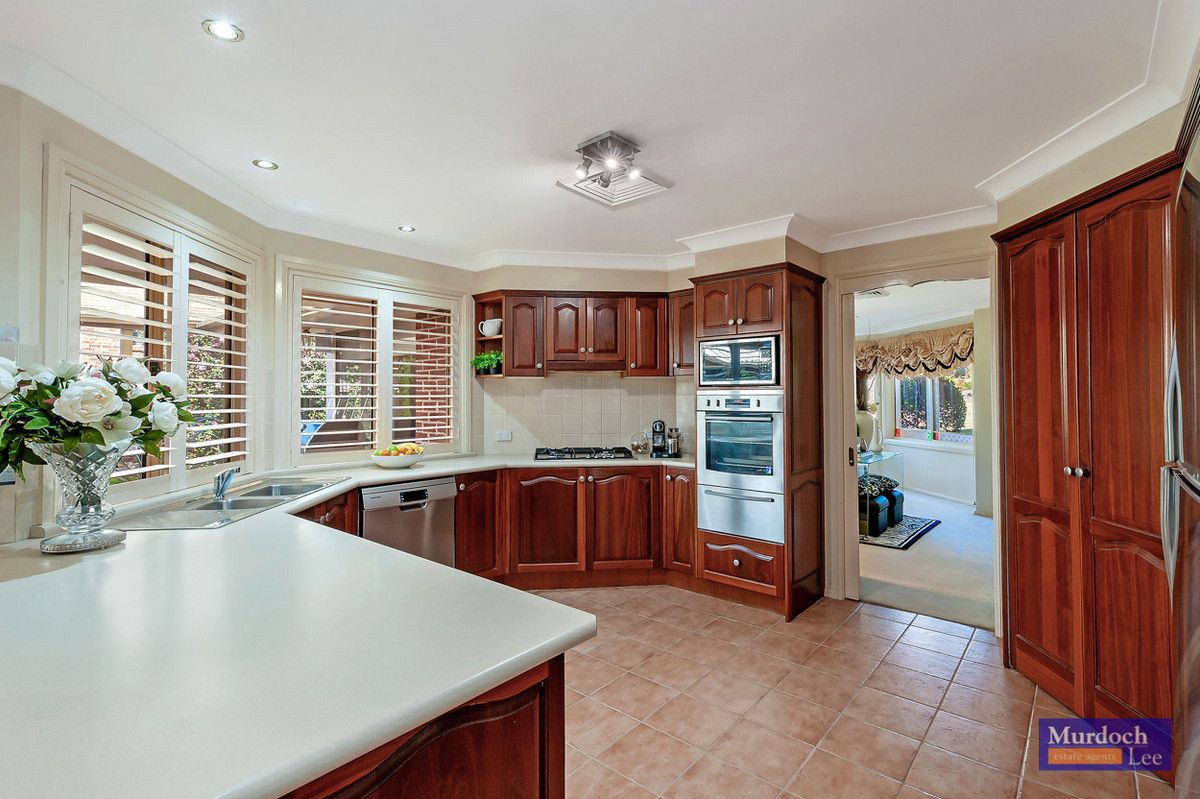 8 Mowbray Close, Castle Hill NSW 2154, Image 2