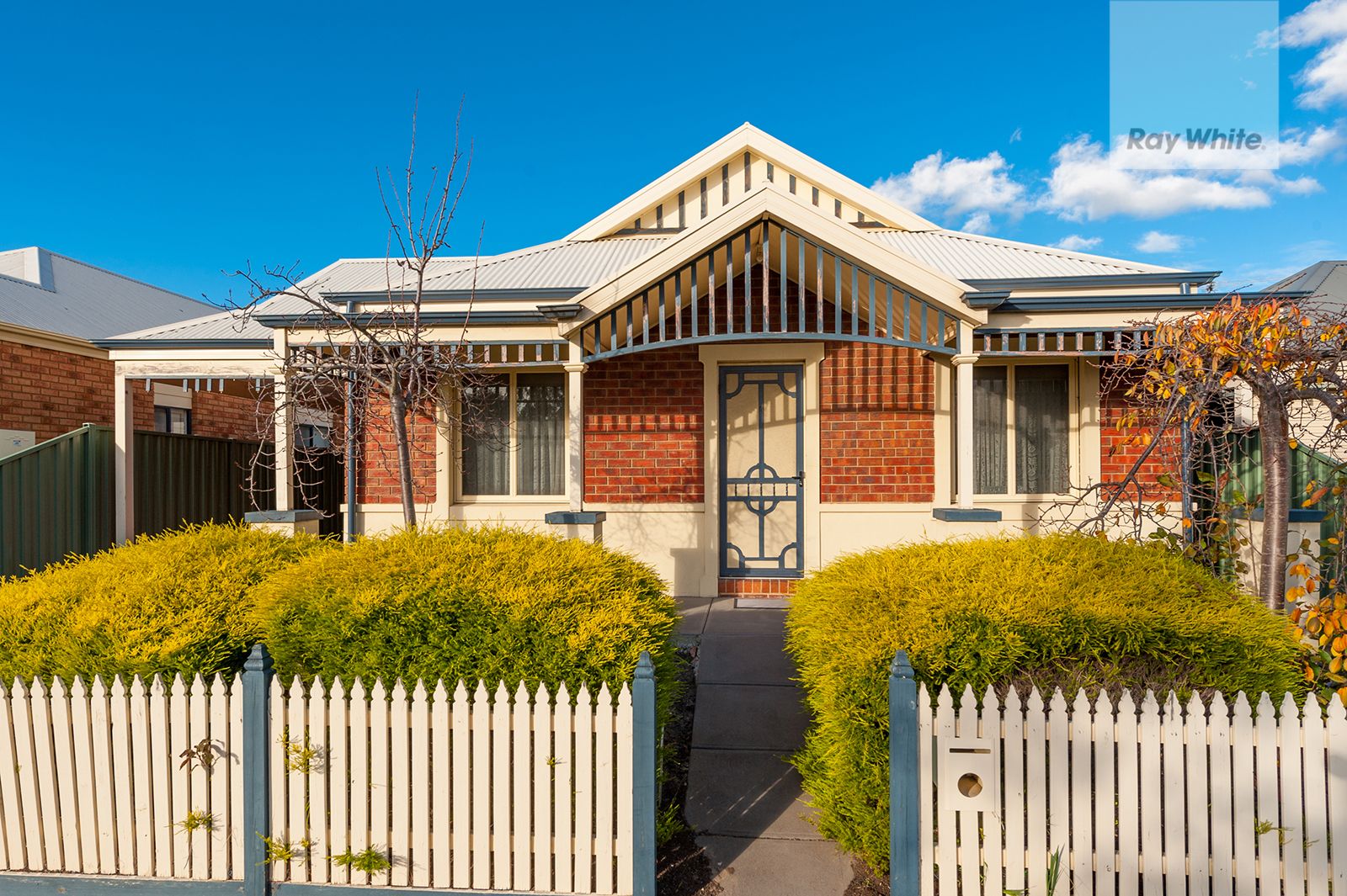 5 Ballarat Court, Craigieburn Property History & Address Research