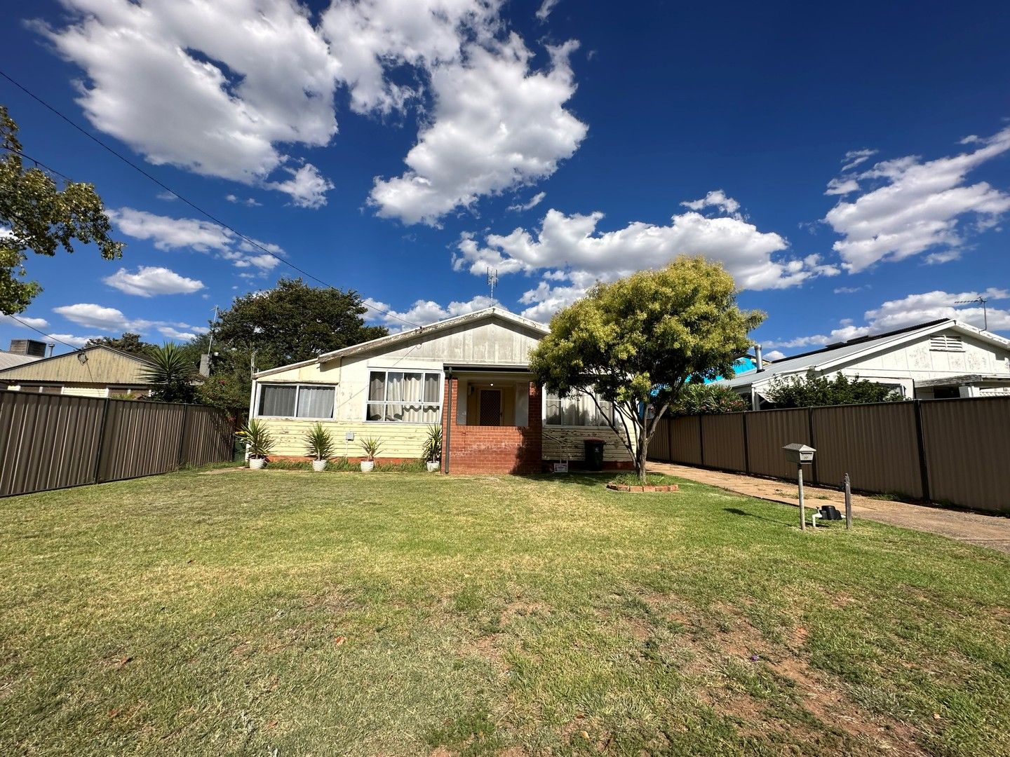 2 bedrooms House in 32 Sterling Street DUBBO NSW, 2830