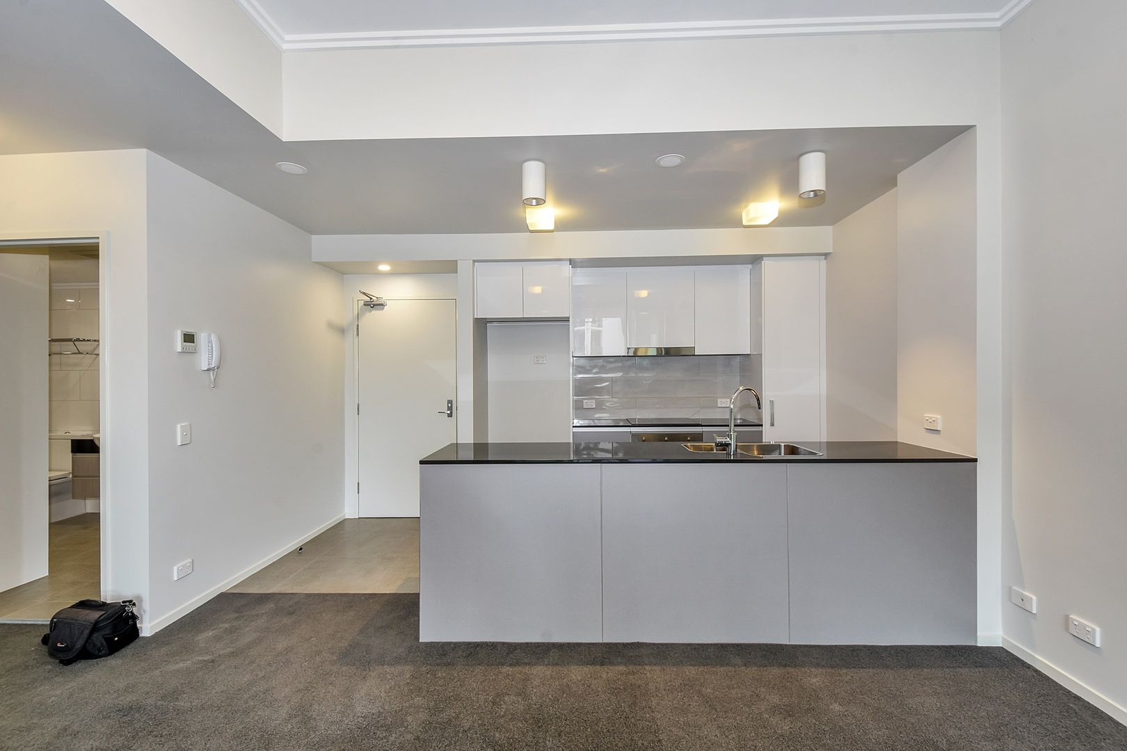 2109/4 Kurringal Court, Fannie Bay NT 0820, Image 2