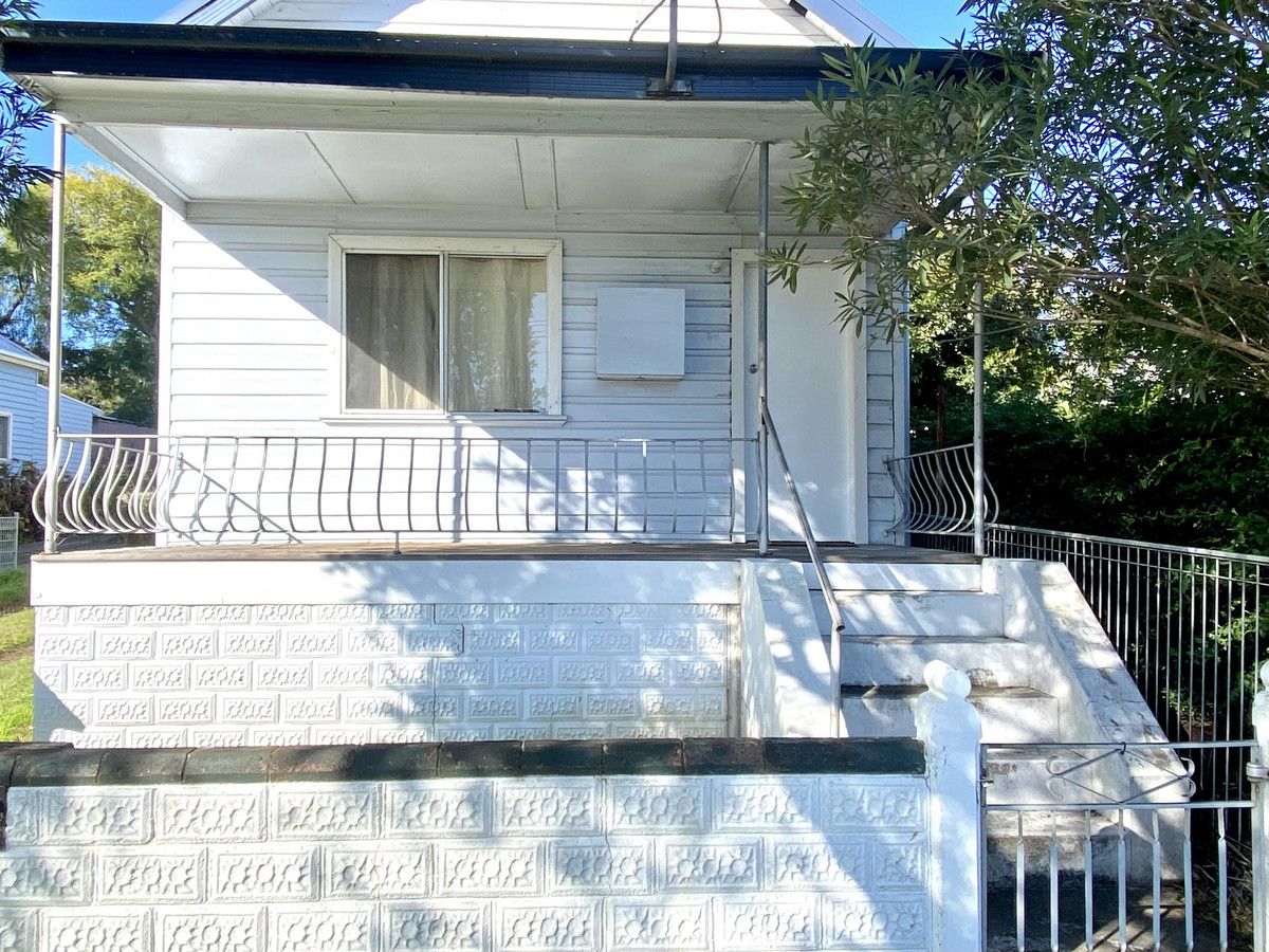 1 bedrooms House in 30 Cumberland Street CESSNOCK NSW, 2325