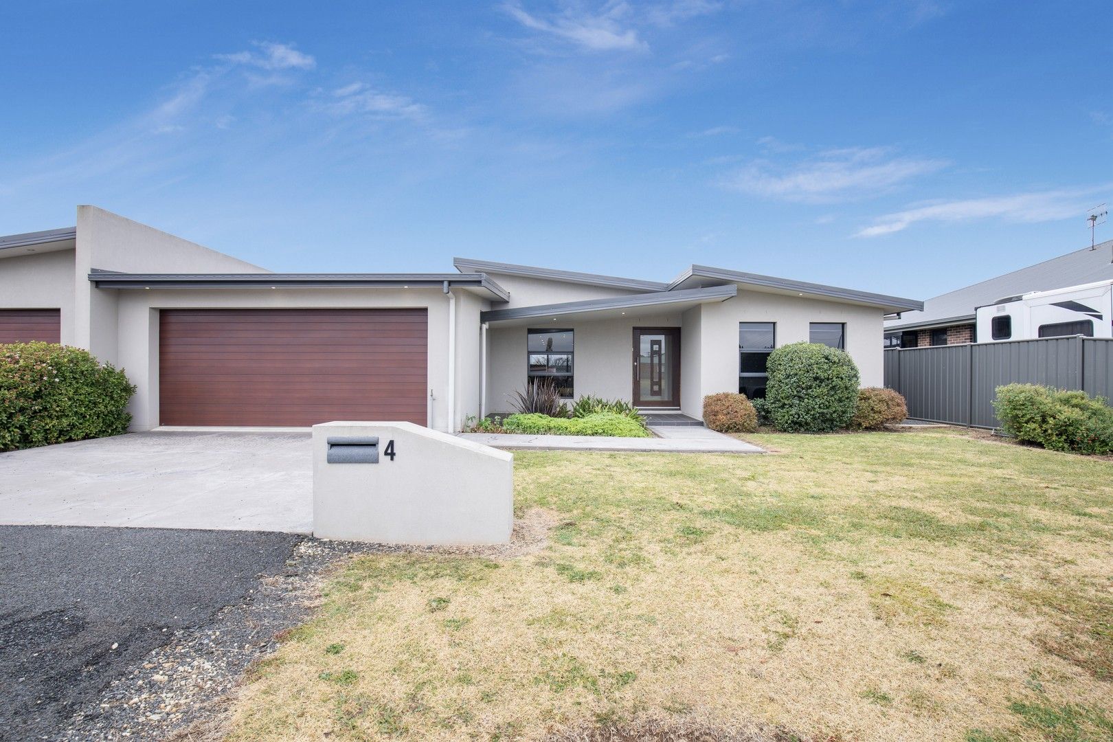 4 Sunburst Avenue, Guyra NSW 2365 Domain