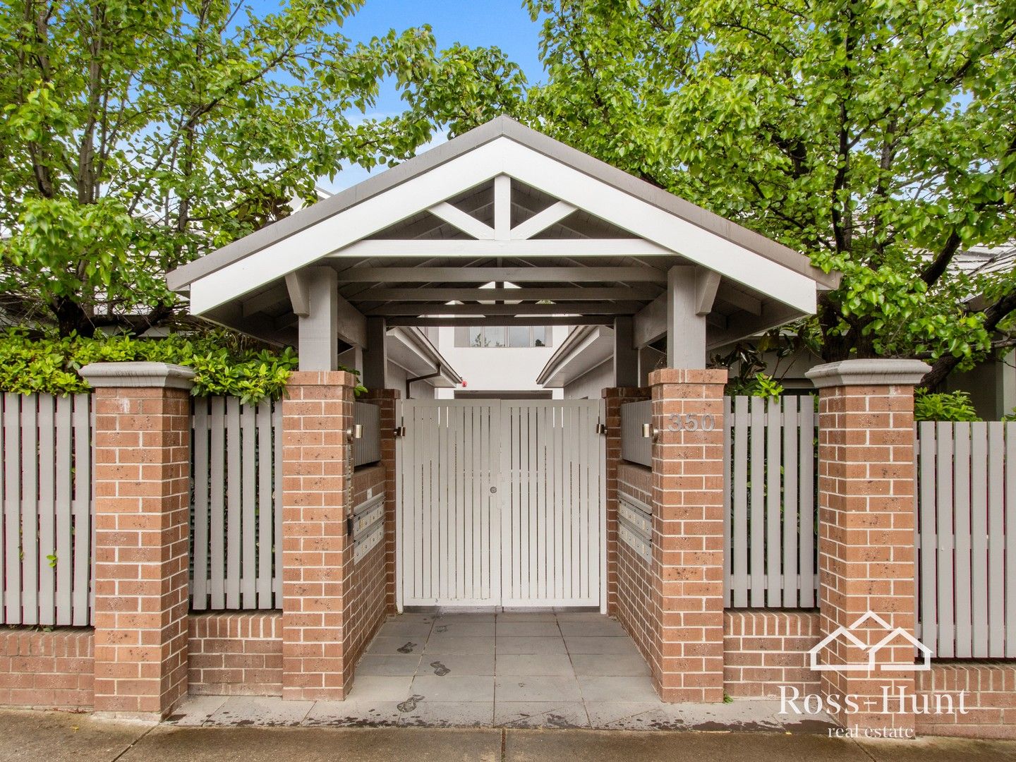 2 bedrooms Apartment / Unit / Flat in 8/350 Mont Albert Road MONT ALBERT VIC, 3127