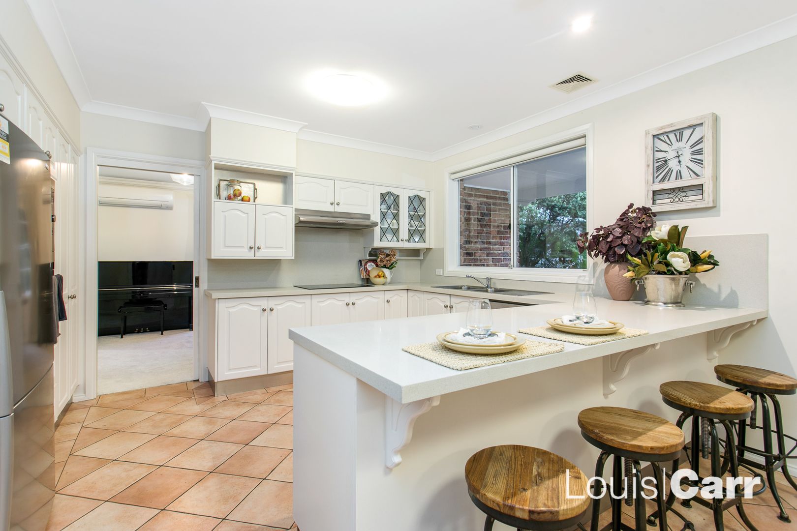 8 James Bellamy Place, West Pennant Hills NSW 2125, Image 2