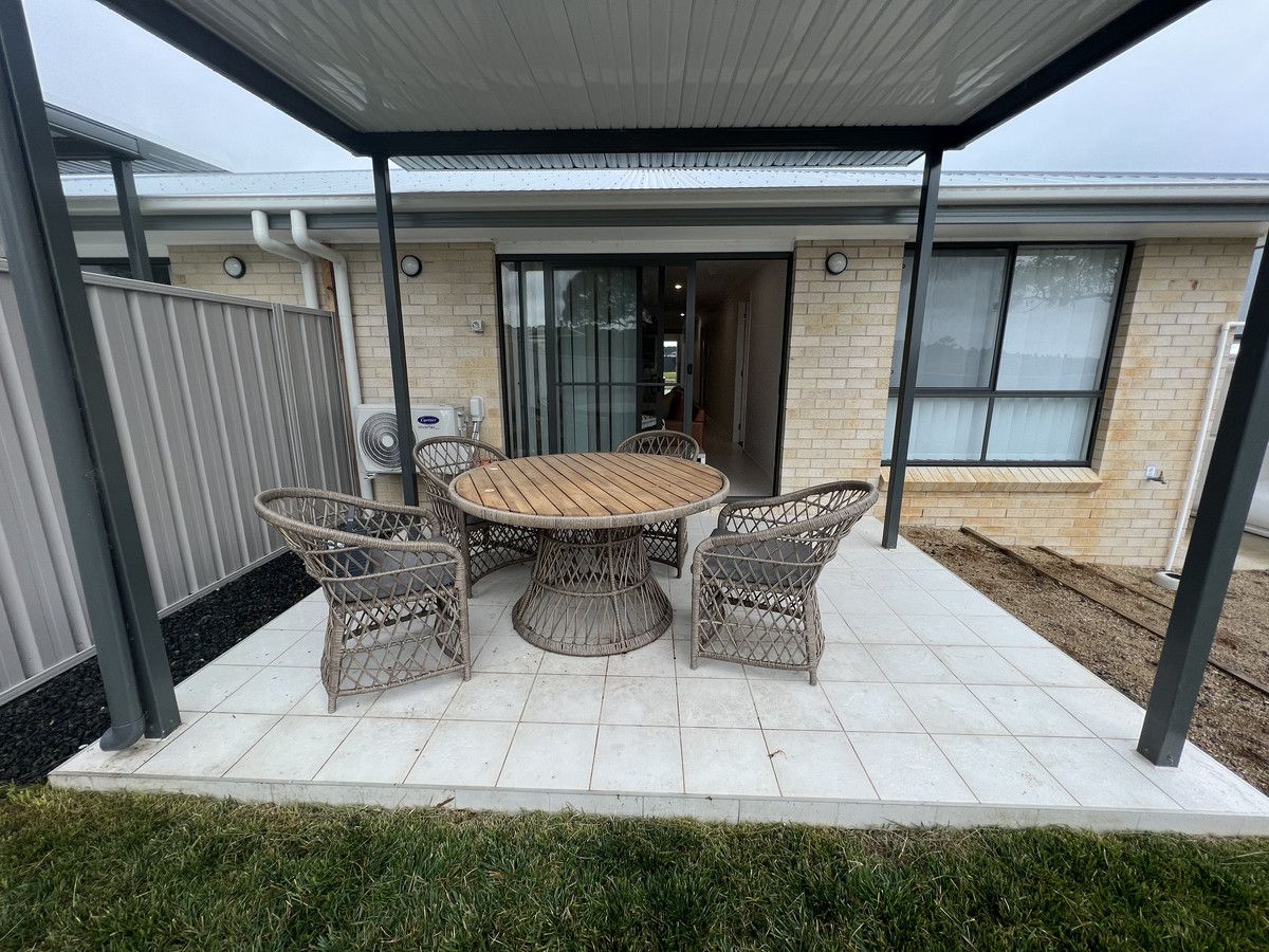26b Aston Martin Drive, Goulburn NSW 2580 Domain