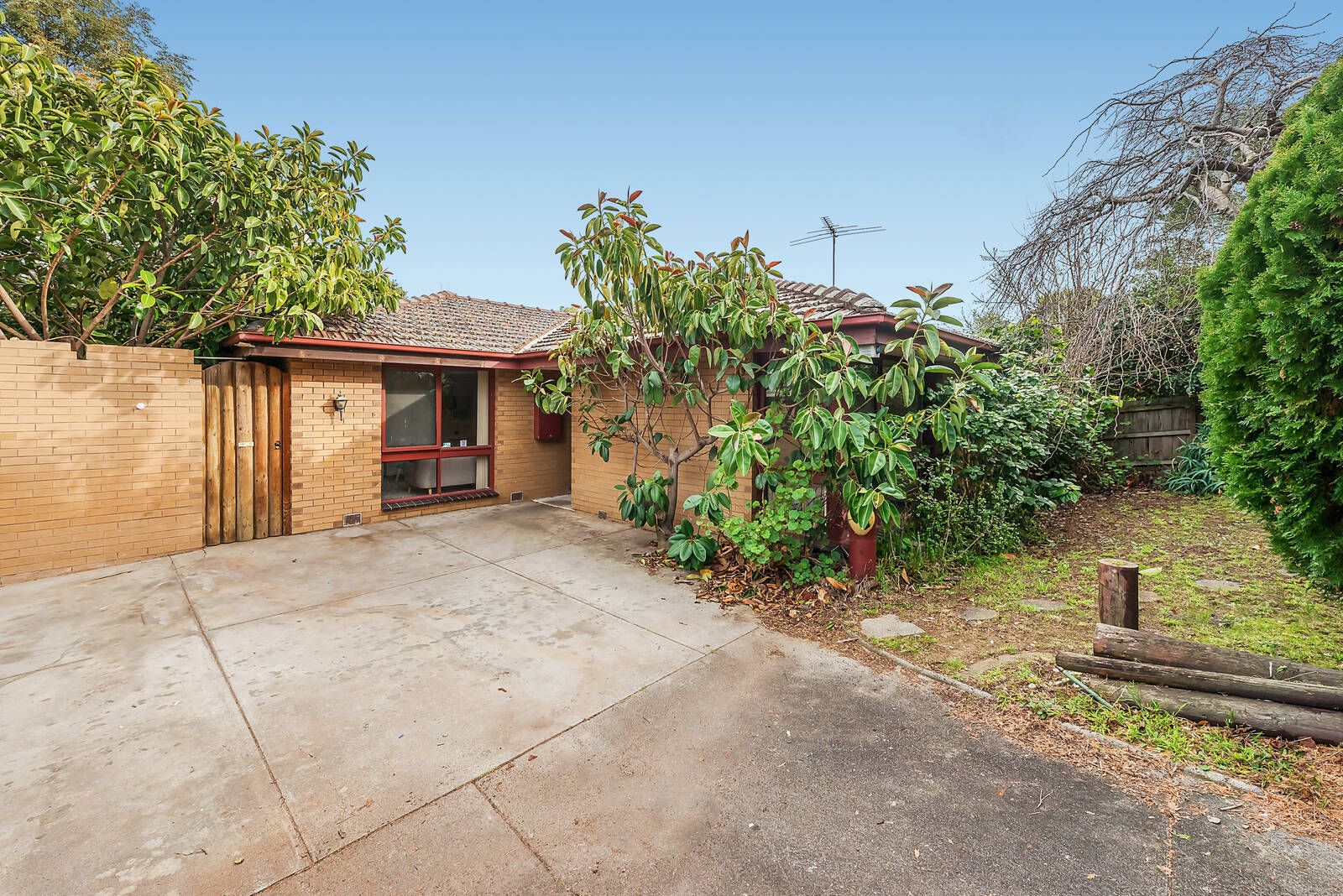 20 Kanooka Avenue, Ashwood VIC 3147, Image 1