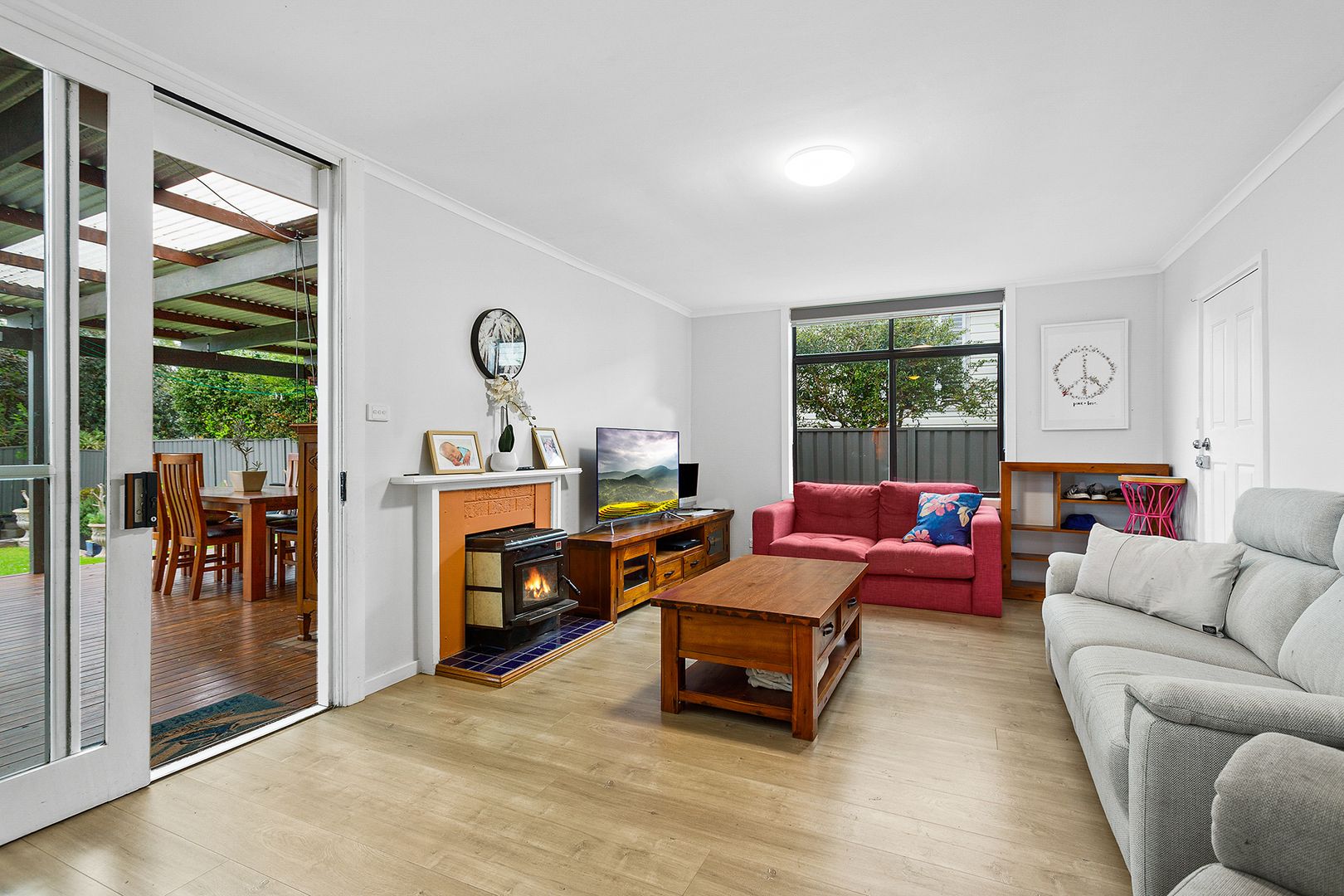 9 Stratford Road, Unanderra NSW 2526, Image 2