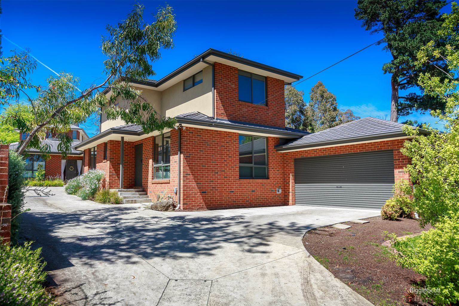 1/120 Mt Dandenong Road, Ringwood East Property History & Address