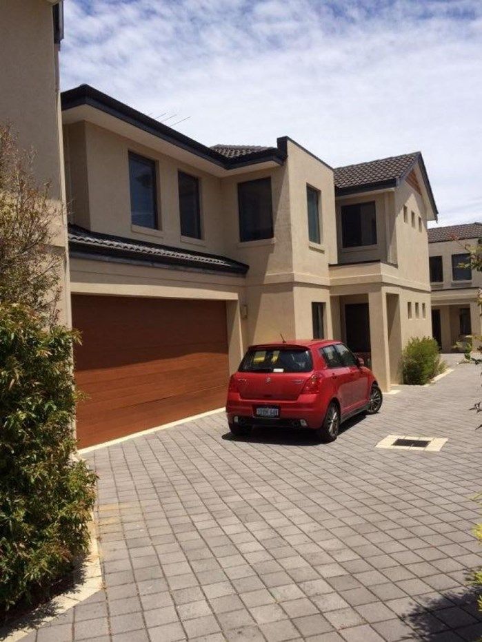 4 bedrooms Townhouse in 3B Wheatcroft Street SCARBOROUGH WA, 6019