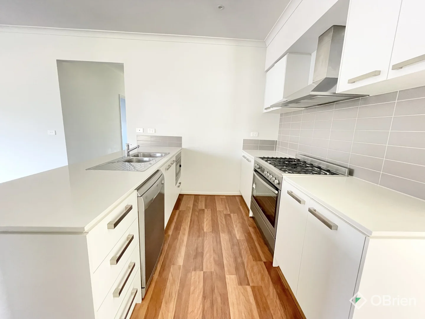 Additional image 3 of 41 Mountford Rise, Pakenham VIC 3810