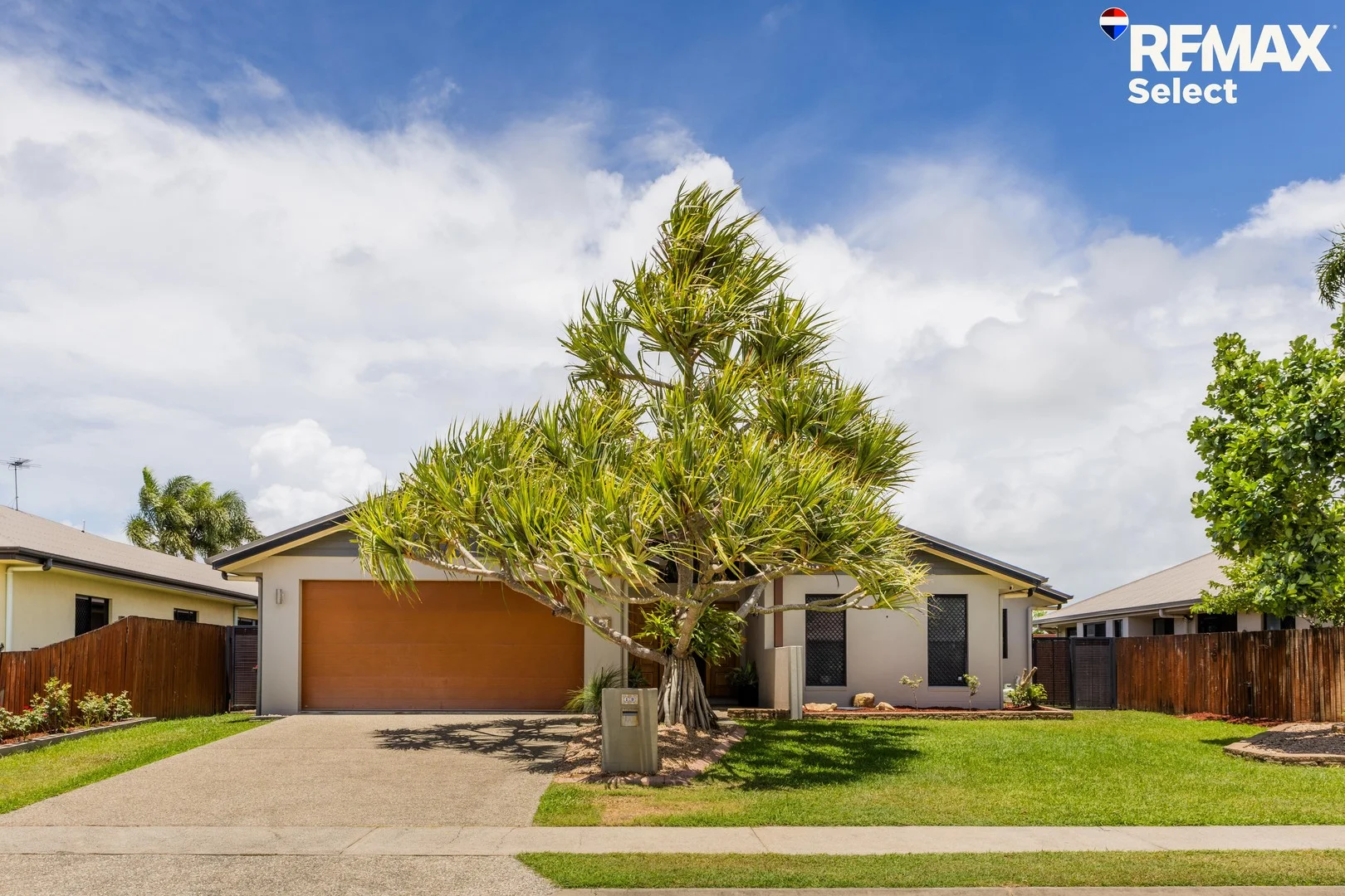 19 Bradco Avenue, Ooralea QLD 4740