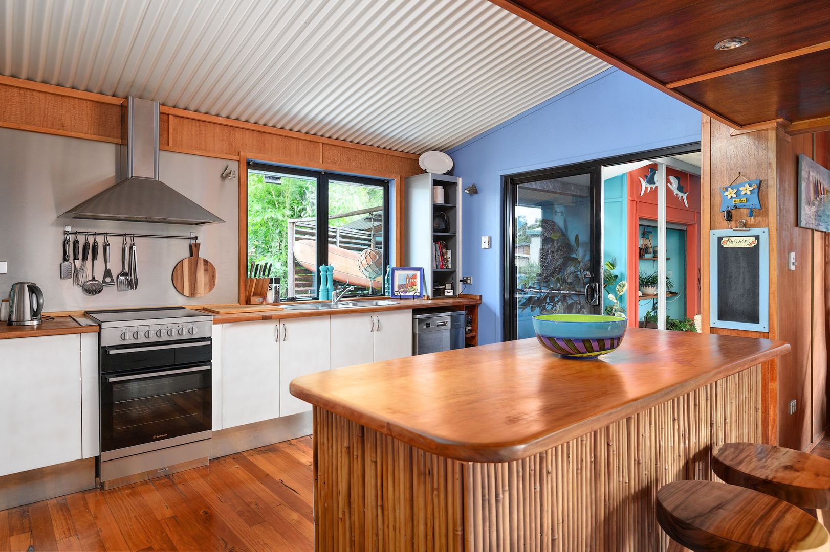 6 Mitchell Street, Tin Can Bay QLD 4580, Image 2