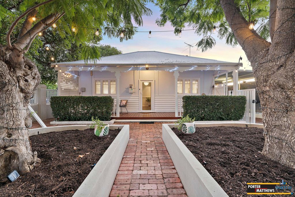 4 bedrooms House in 112 Keymer Street BELMONT WA, 6104
