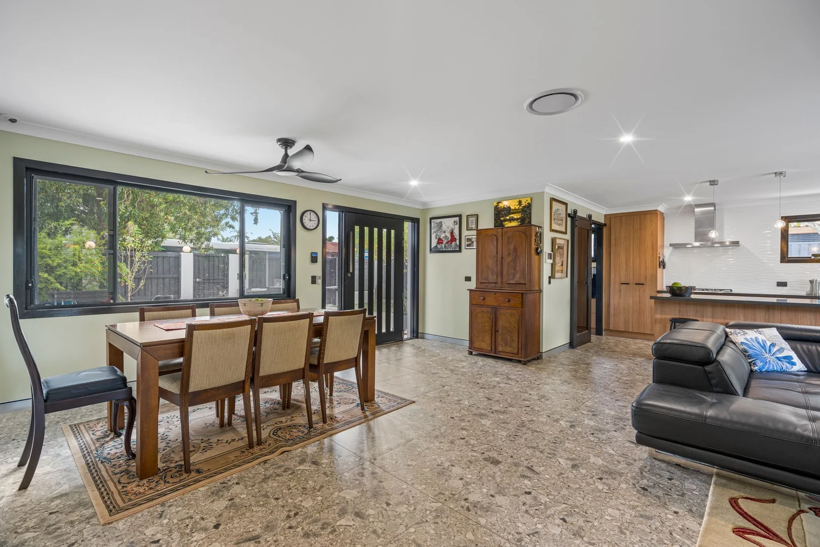 Additional image 5 of 112 Barbaralla Drive, Springwood QLD 4127