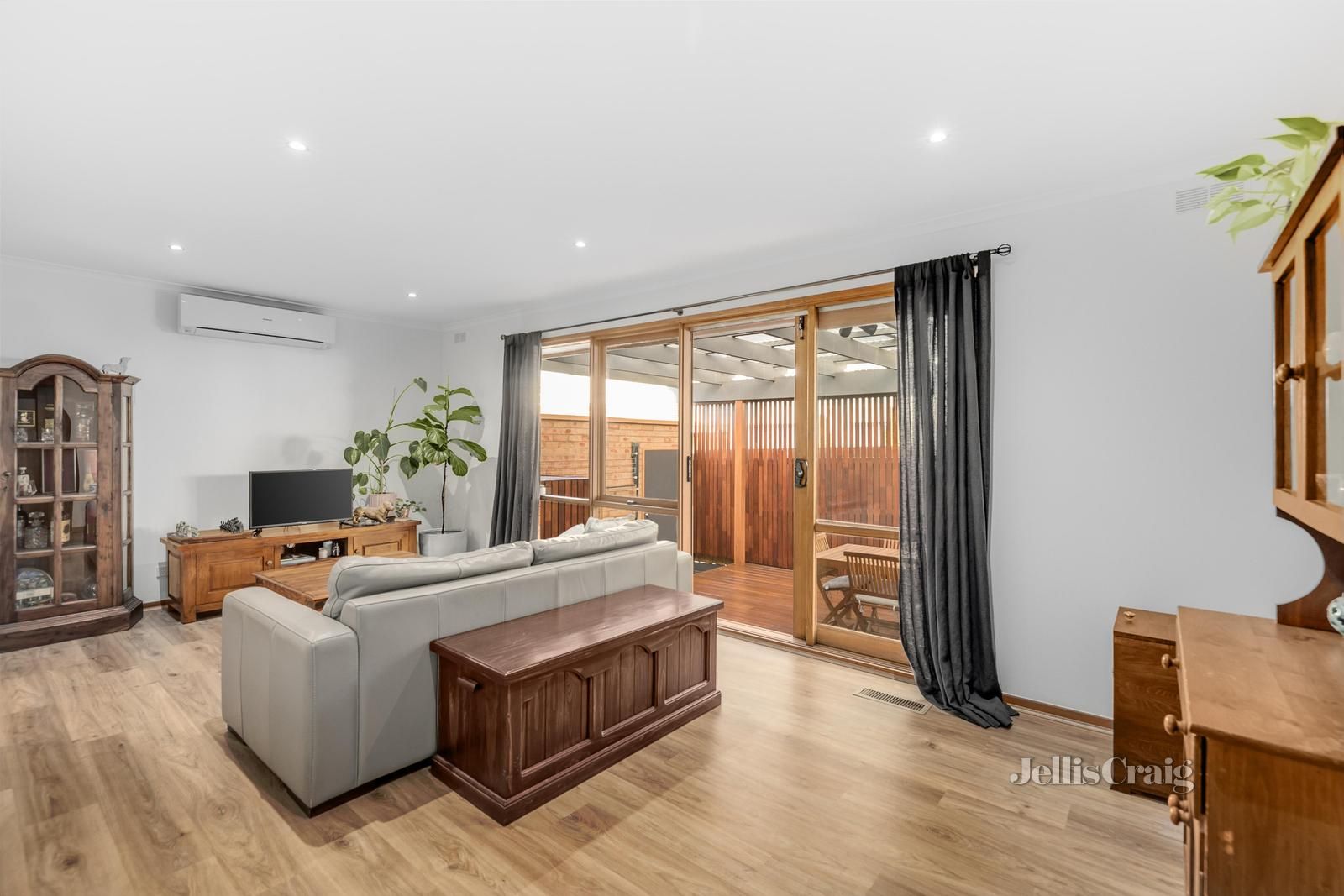 2/69 Coorigil Road, Carnegie VIC 3163, Image 2