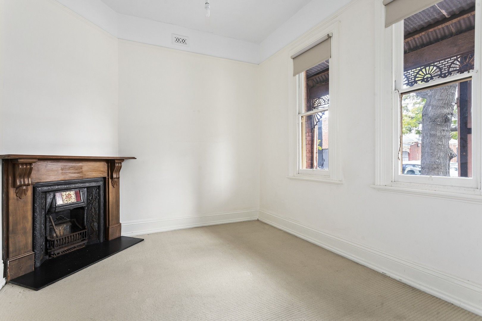 3 bedrooms House in 34 Boundary Street SOUTH MELBOURNE VIC, 3205