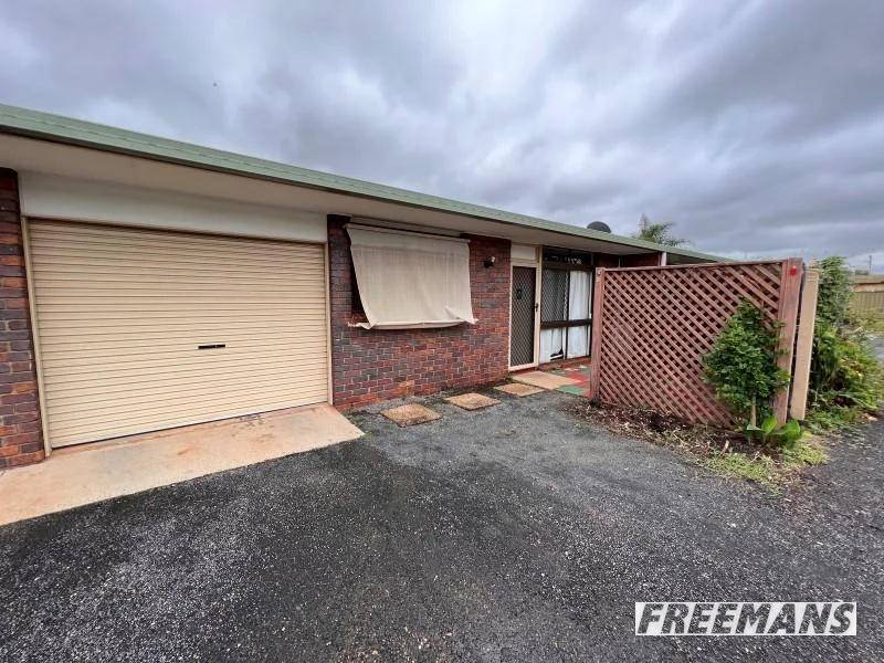 2/4 Booth Street, Kingaroy QLD 4610