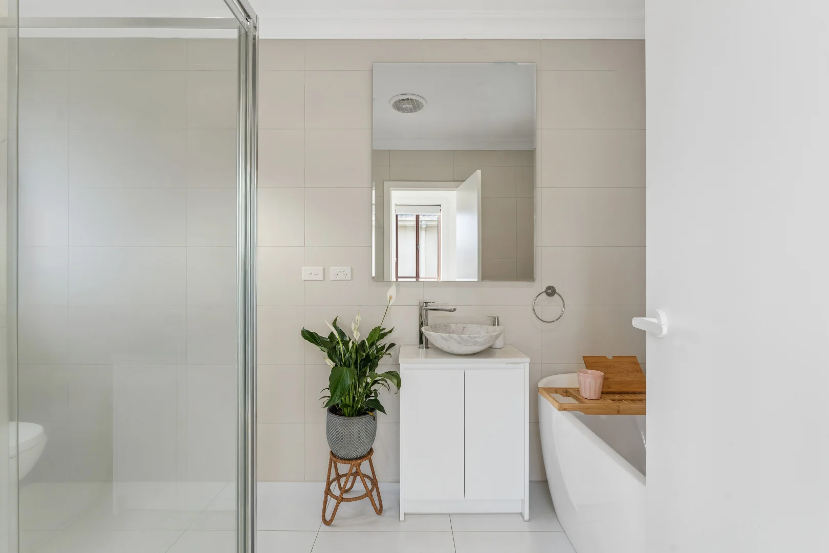 Additional image 8 of 6/16 Elsey Road, Reservoir VIC 3073