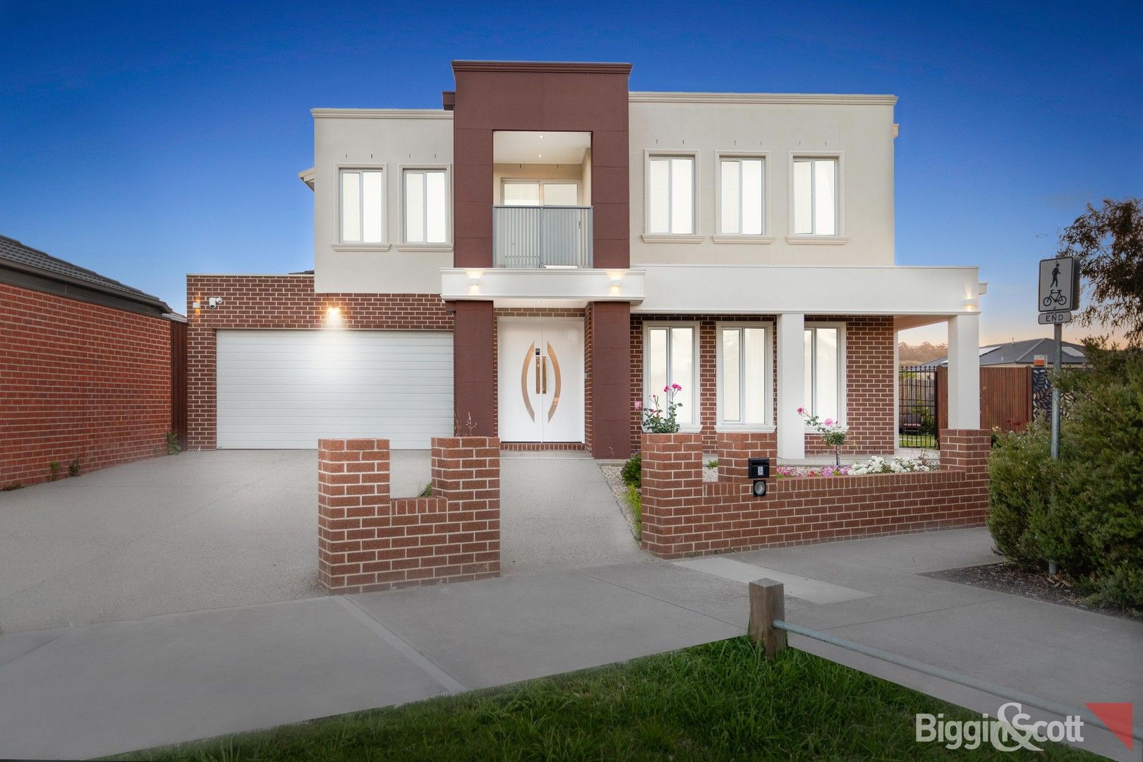 5 bedrooms House in 2 Maurice Way MERNDA VIC, 3754