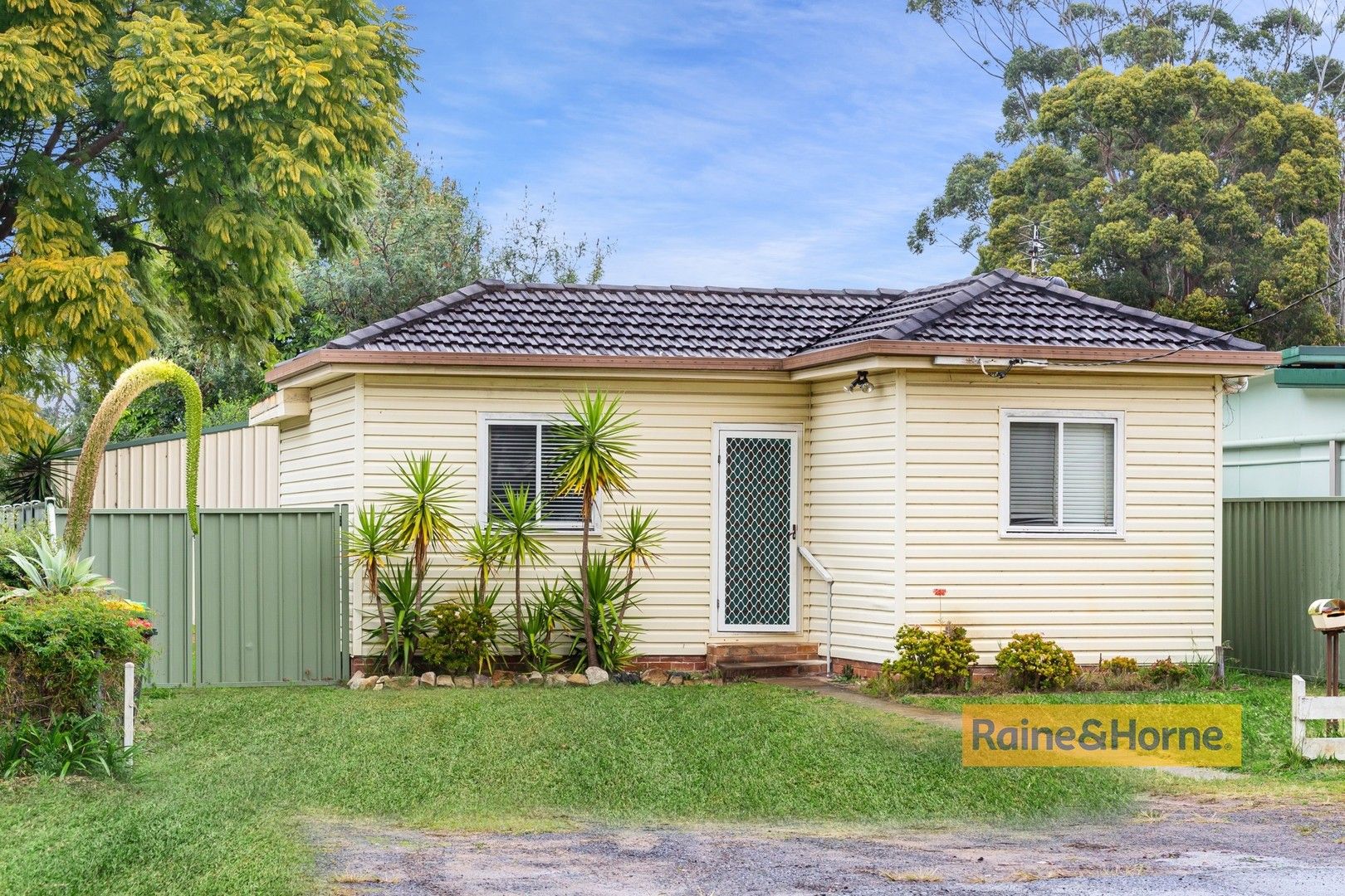 28 Commonwealth Avenue, Blackwall NSW 2256, Image 0