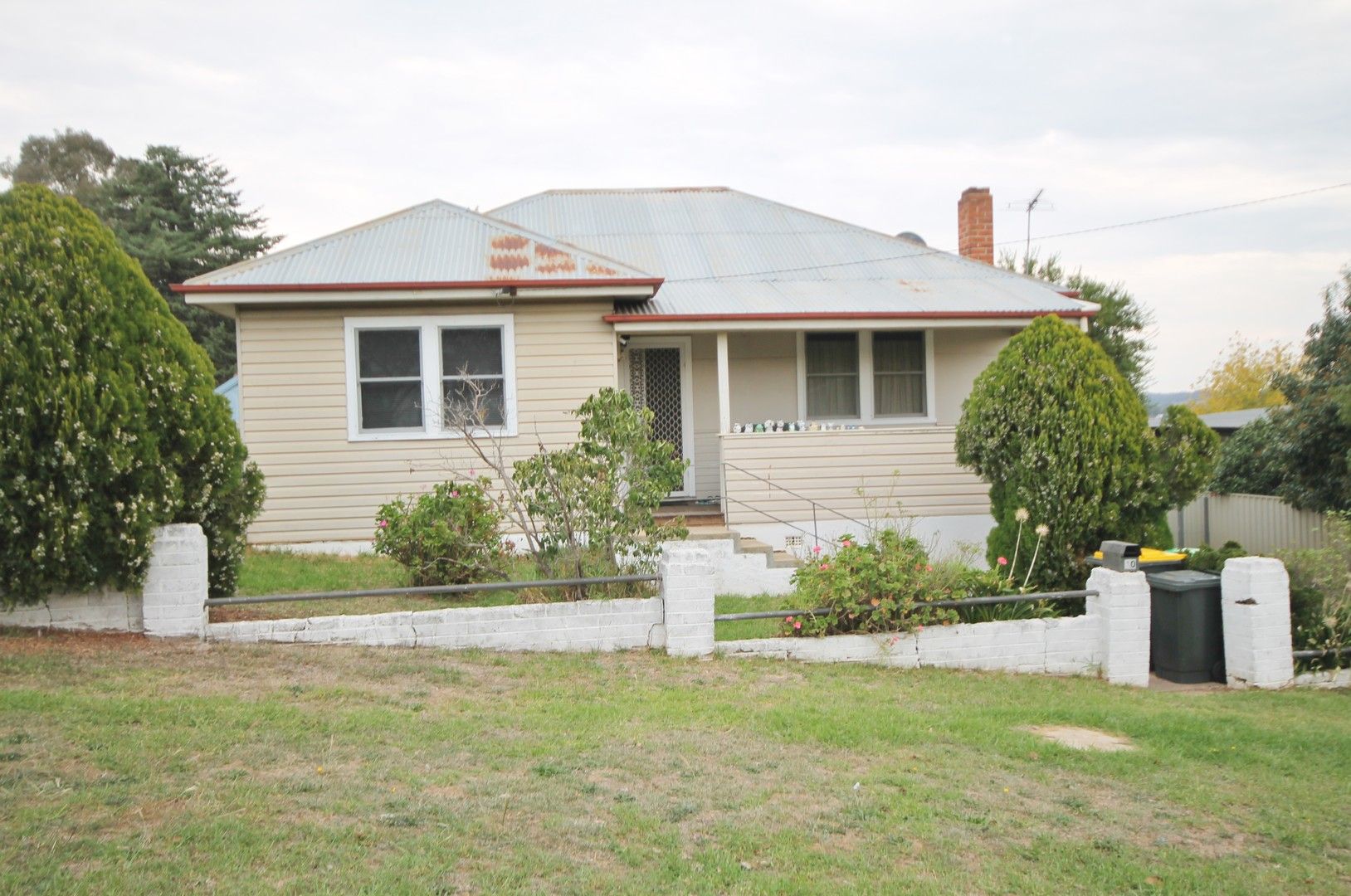 3 bedrooms House in 10 Melville Street YOUNG NSW, 2594