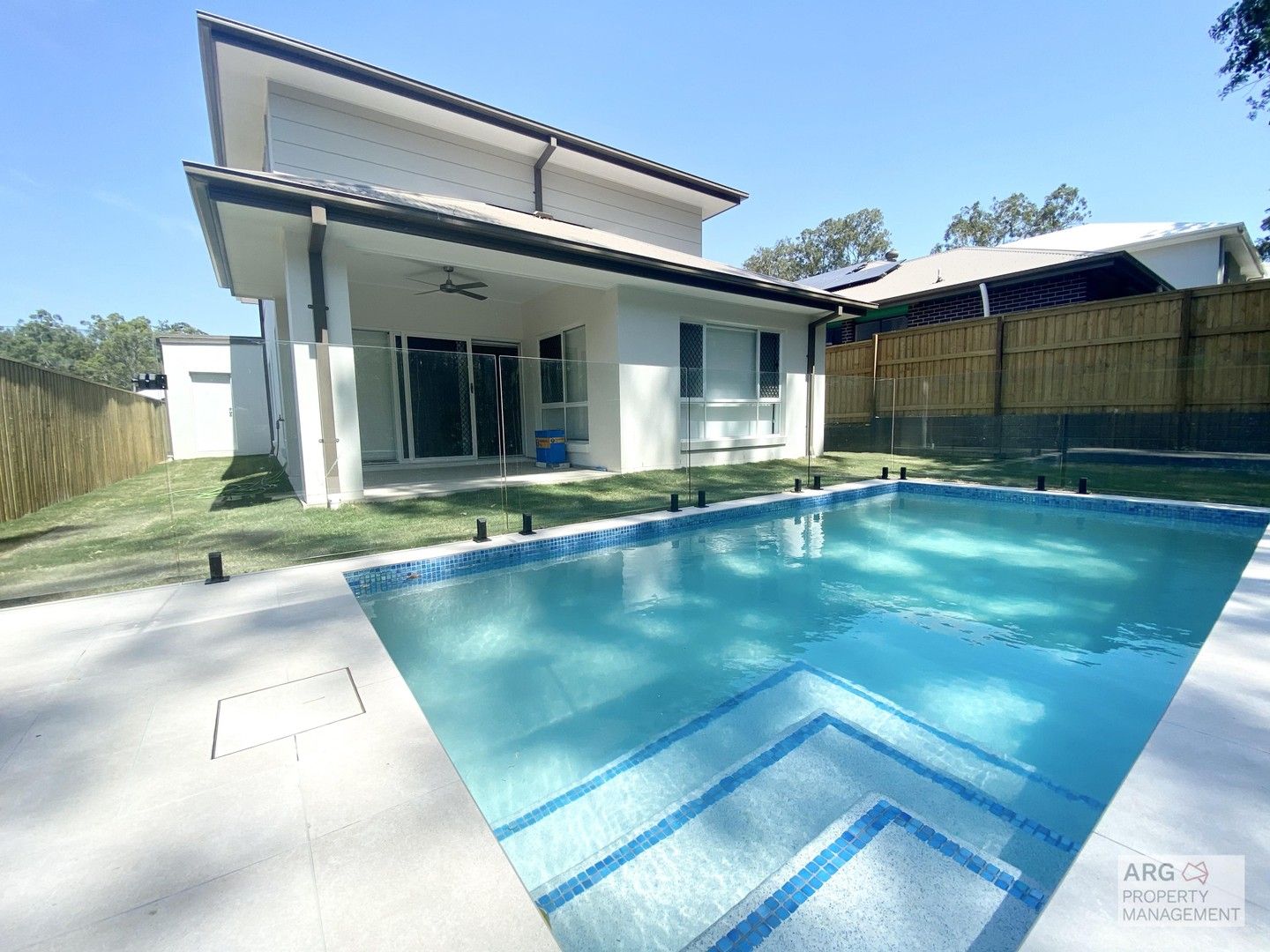 5 bedrooms House in 29 Dressage Place FIG TREE POCKET QLD, 4069