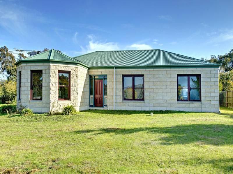 25 DIGGINGS ROAD, Willowmavin VIC 3764, Image 2