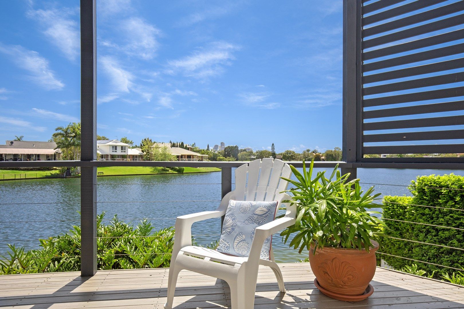 32 Wild Duck Drive, Mermaid Waters QLD 4218, Image 2