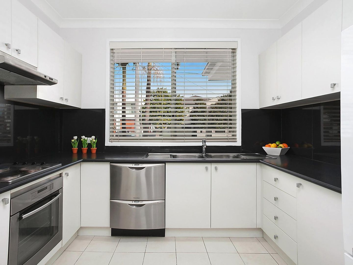 2/10 Ida Street, Sans Souci NSW 2219, Image 2