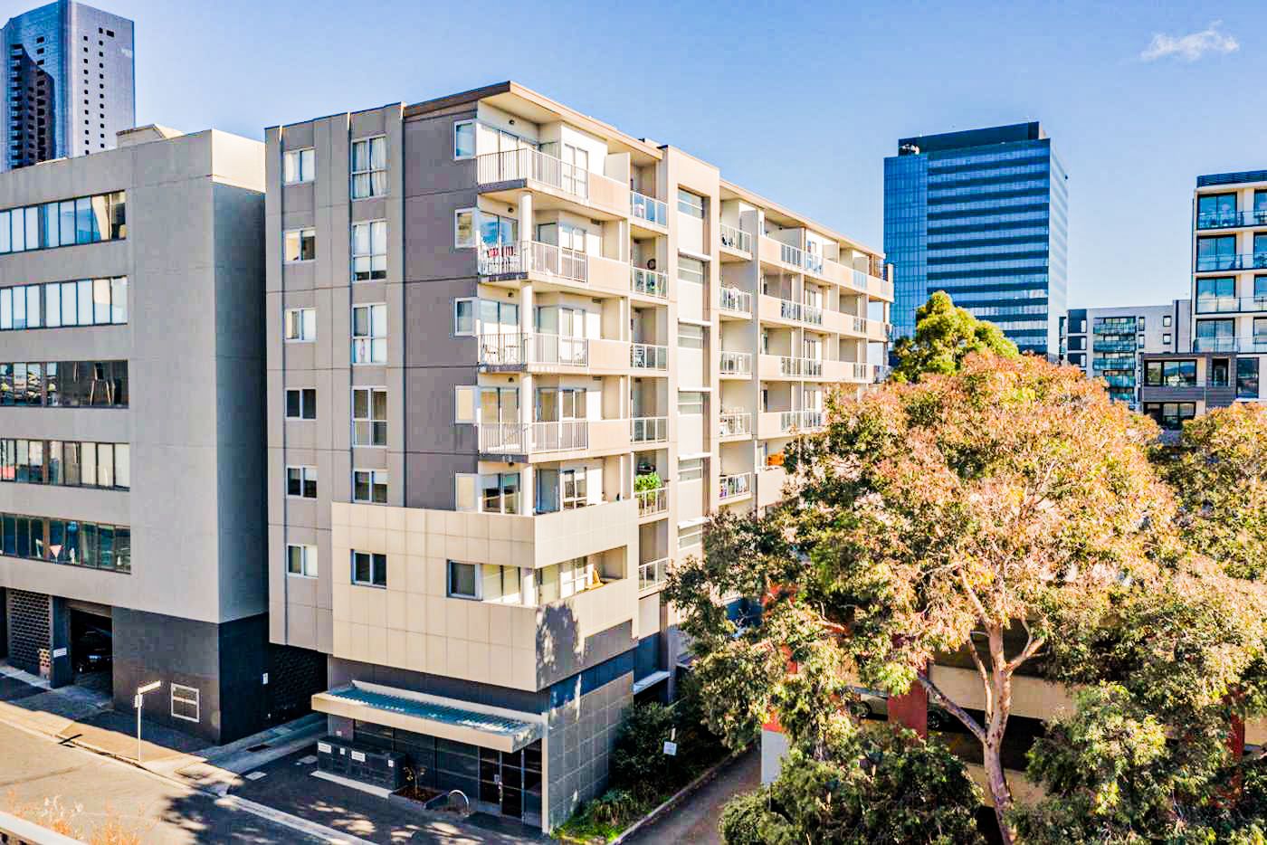 2 bedrooms Apartment / Unit / Flat in 404/1 Watts Street BOX HILL VIC, 3128