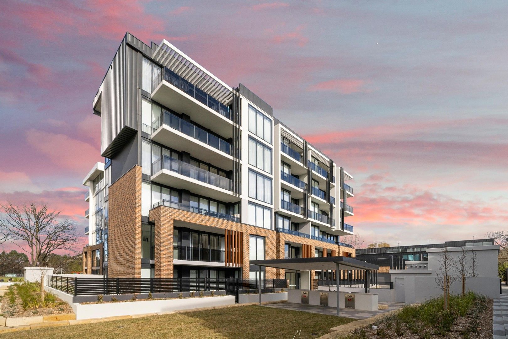 2 bedrooms Apartment / Unit / Flat in 49/39 McIntyre Place NARRABUNDAH ACT, 2604