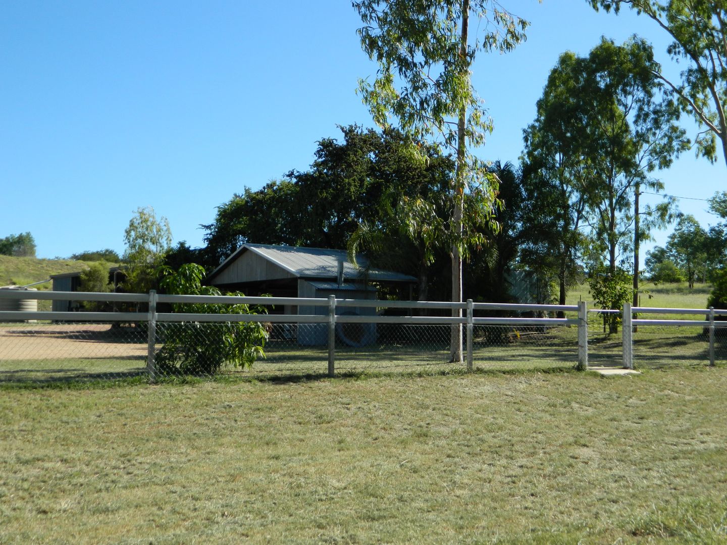 85 Lakeview Drive, Rubyvale | Property History & Address Research | Domain