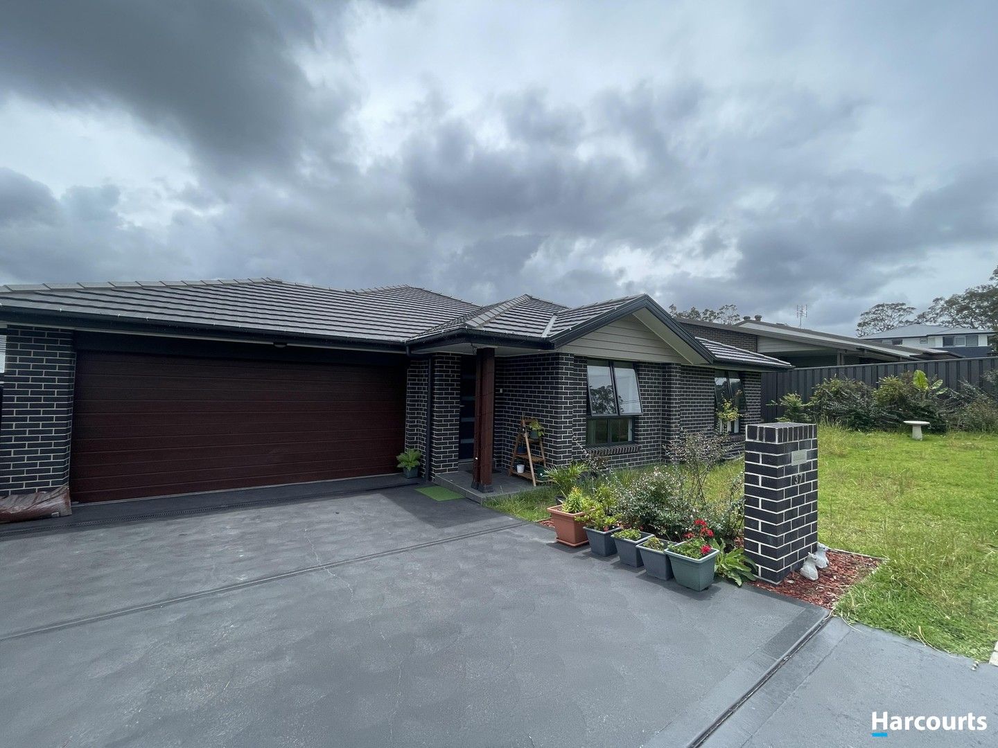 3 bedrooms House in 37 Railway Road WARNERVALE NSW, 2259