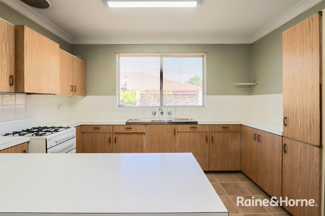 5/223 Lambert Street, Bathurst NSW 2795, Image 2