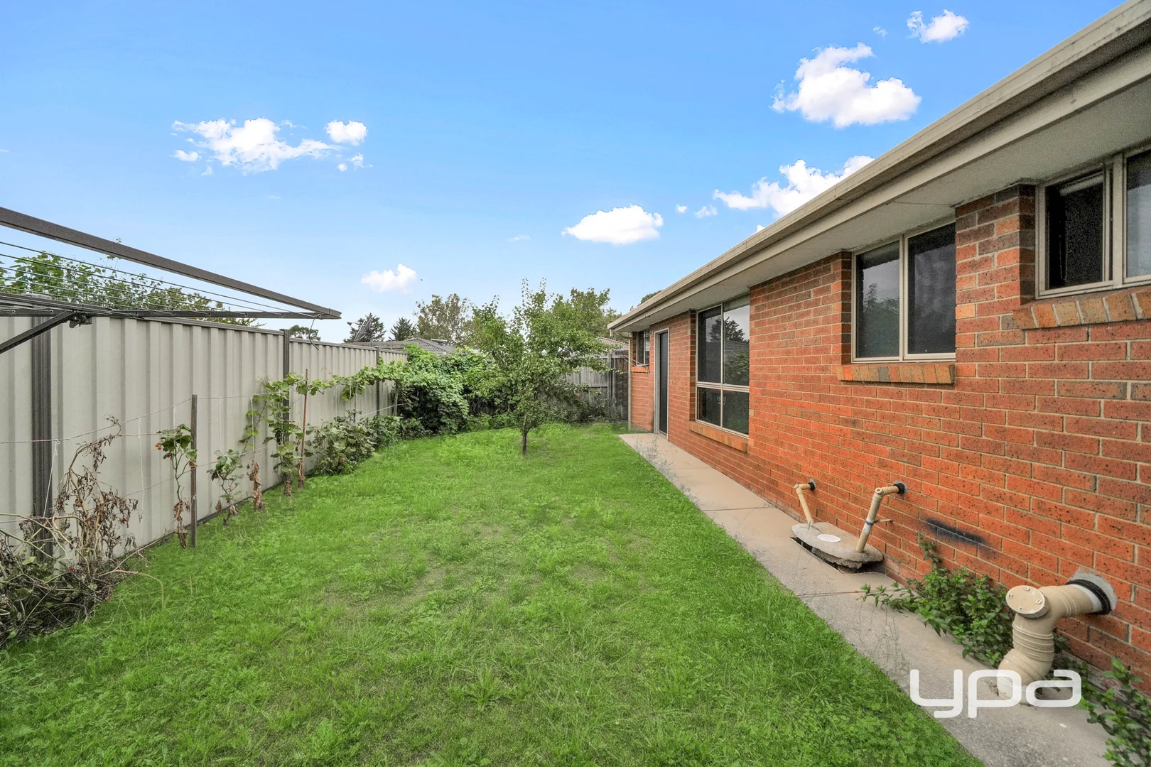 Additional image 11 of 2/2 McNicol Close, Meadow Heights VIC 3048