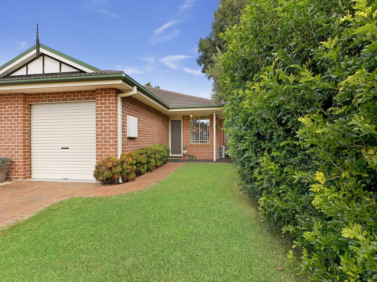 2/4 Jessie Riley Avenue, Erina NSW 2250, Image 0