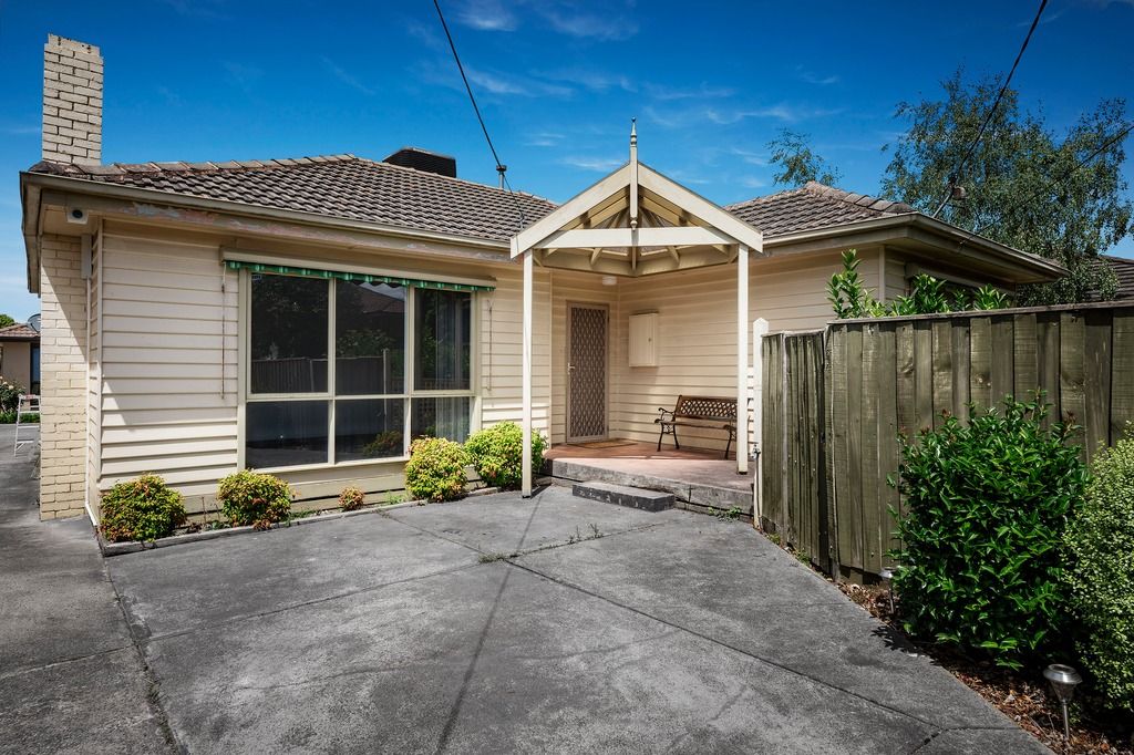 3 bedrooms Apartment / Unit / Flat in 1/52 Maggs Street DONCASTER EAST VIC, 3109