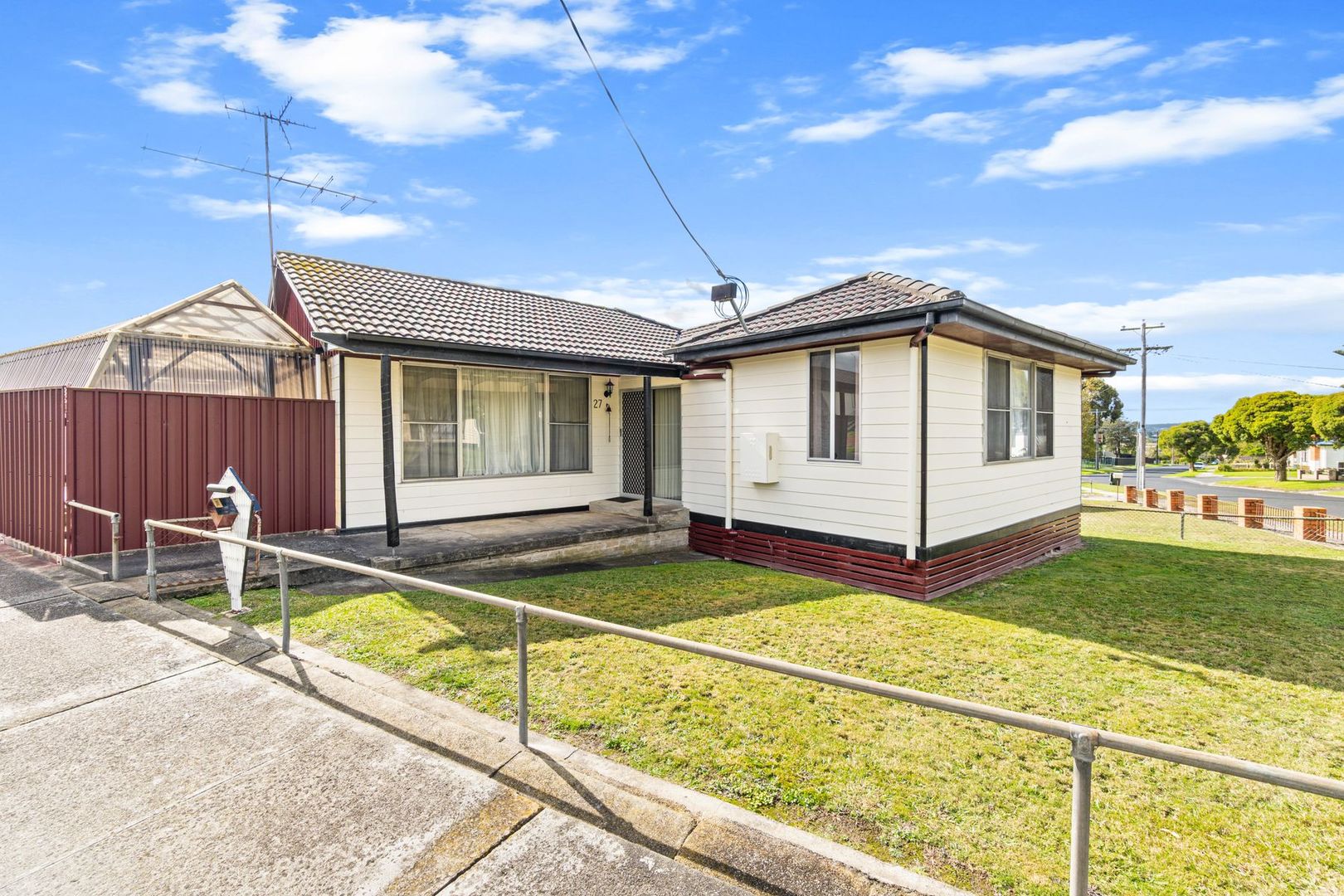 27 Churchill Road, Morwell VIC 3840, Image 1