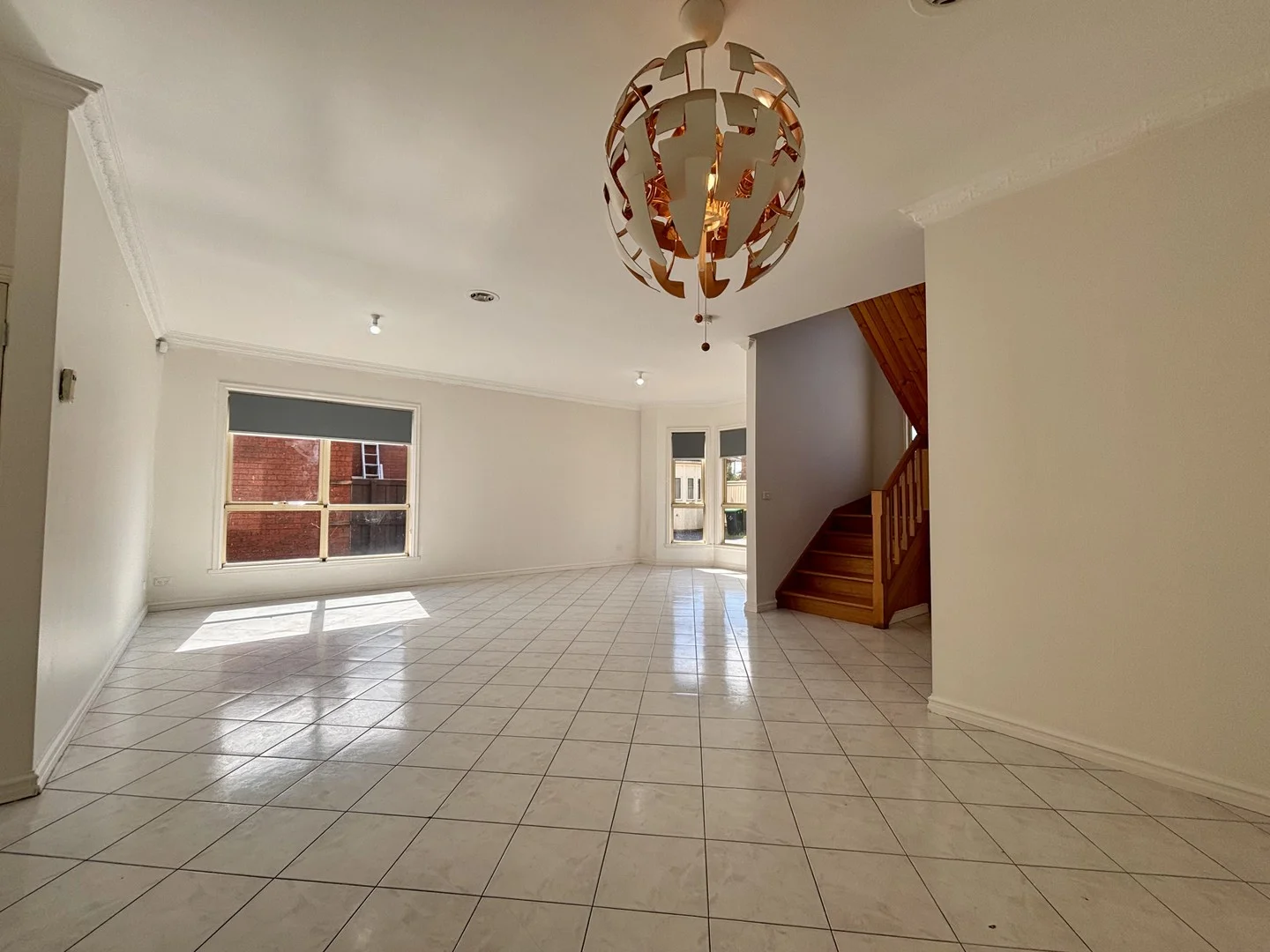 2/2 Parr Ct, Avondale Heights VIC 3034