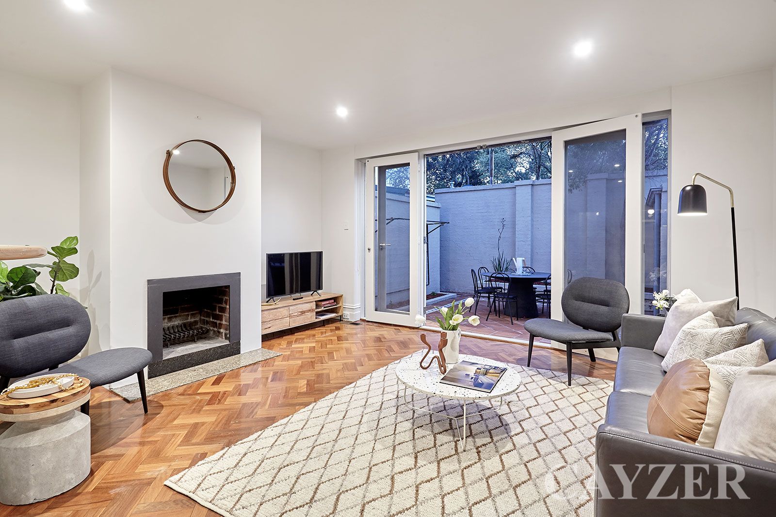 92 Smith Street, South Melbourne VIC 3205, Image 1