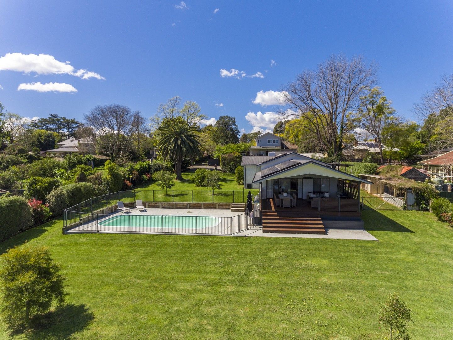 5 bedrooms House in 81A Macarthur Road ELDERSLIE NSW, 2570