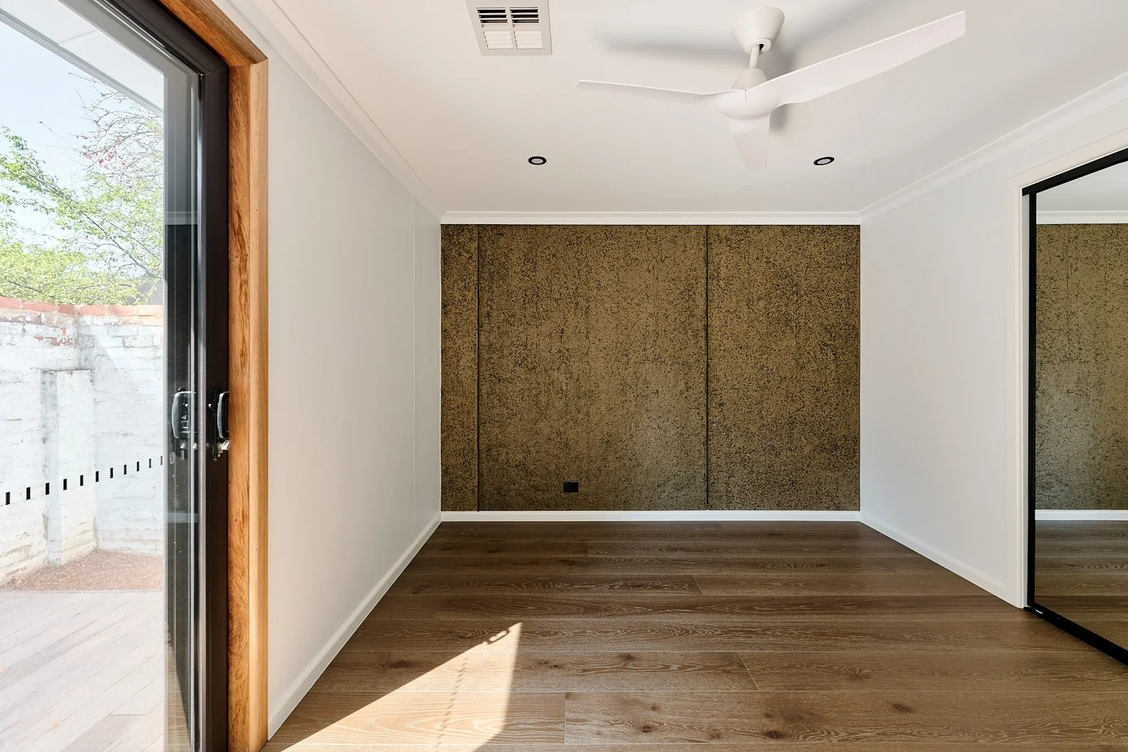 Additional image 12 of 23 Owen Crescent, Lyneham ACT 2602