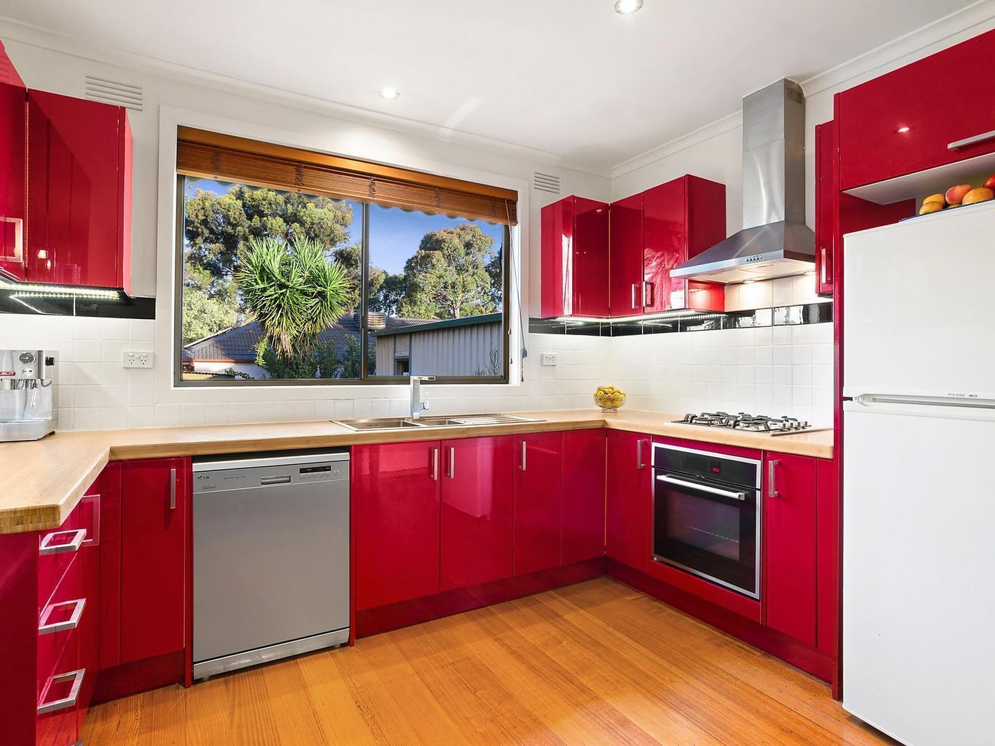 32 Epstein Street, Reservoir VIC 3073, Image 2