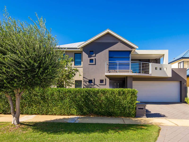 13 Crowley Vista, Salter Point WA 6152, Image 0