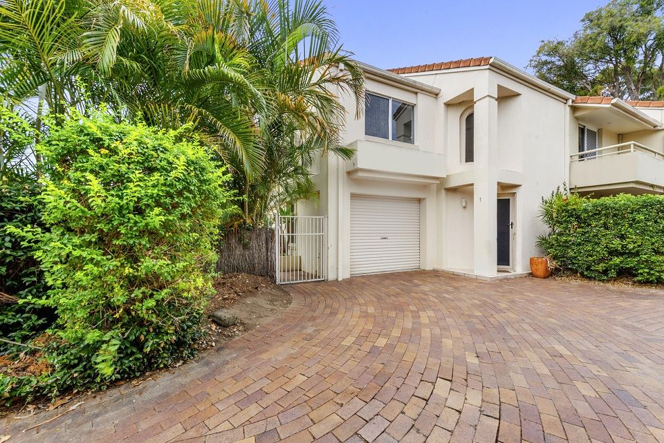 1/4 Vespa Crescent, Bundall QLD 4217, Image 0