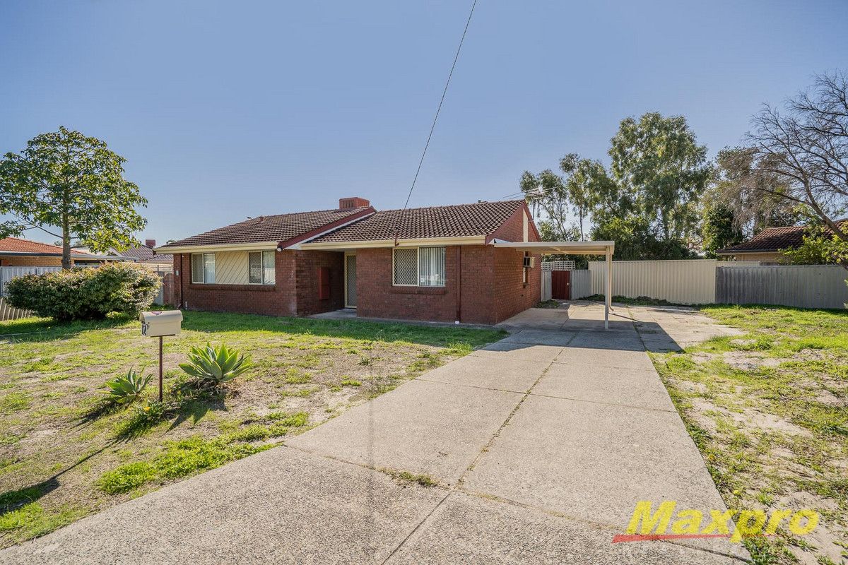 3 bedrooms House in 12 Pigeon Court LANGFORD WA, 6147